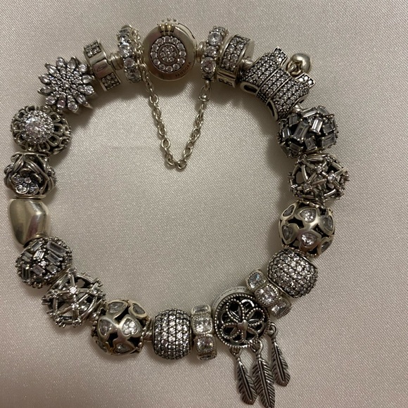 Pandora full bracelet with charms authentic - Picture 1 of 2